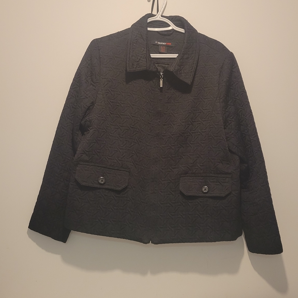 Weather tamer lined quilted coat zip up front pockets and backstrap xl